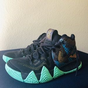kyrie 4s purple